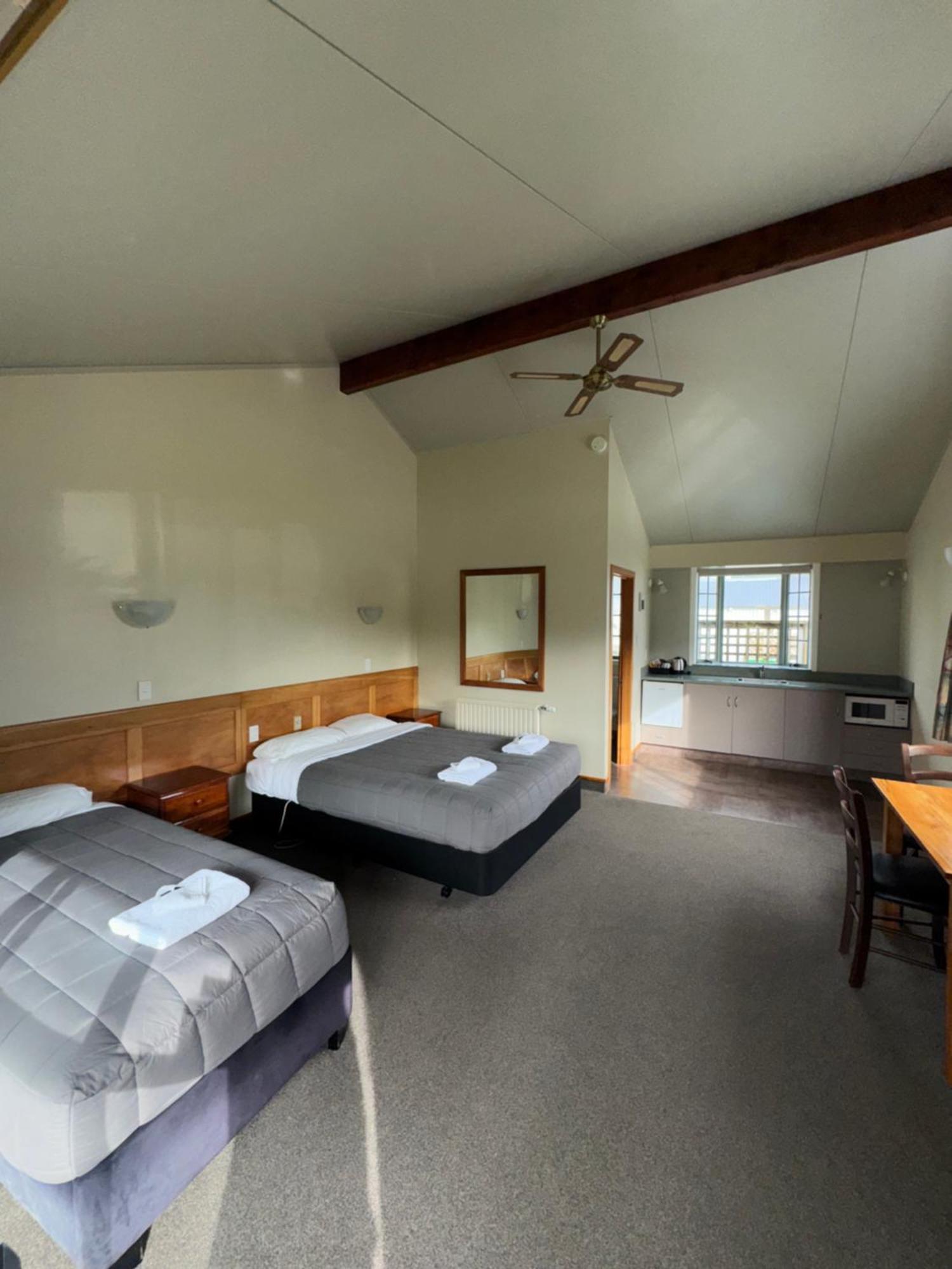 South Sea Hotel - Stewart Island Half-moon Bay Εξωτερικό φωτογραφία